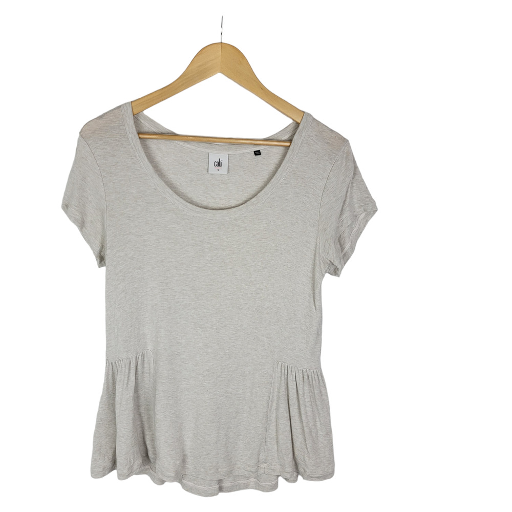 Cabi 5326 Hangout Tee Oatmeal Heathered Cream Ruffle Hem S